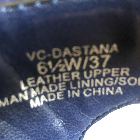 NWT VINCE CAMUTO Dastana Nubuck Booties Block Heel Peep Toe Moody Blue 6.5 - Picture 9 of 10